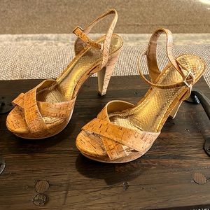 Gianni Bini Cork Sandal platform Heels